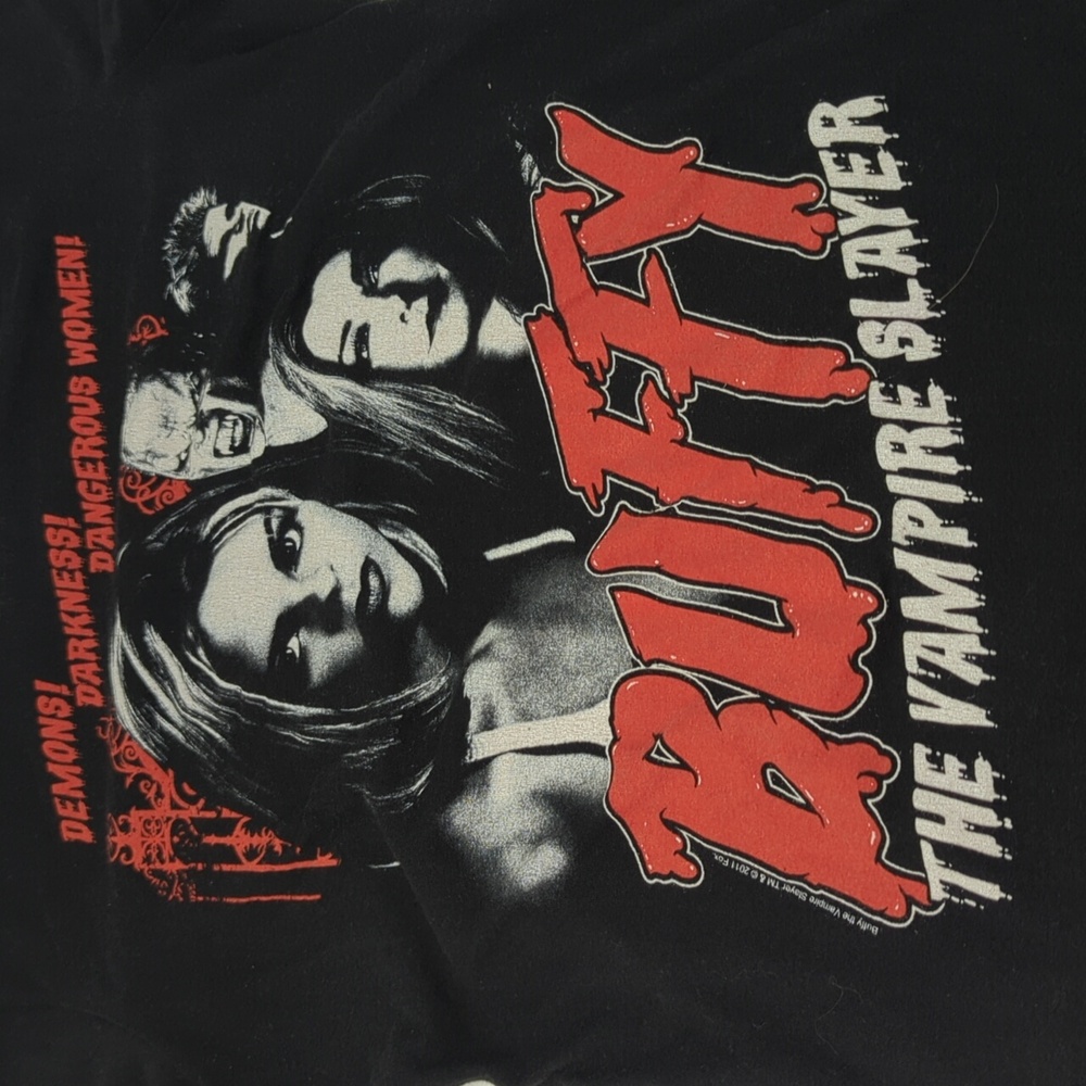Vintage Buffy the Vampire Slayer Tee - Ladies Med